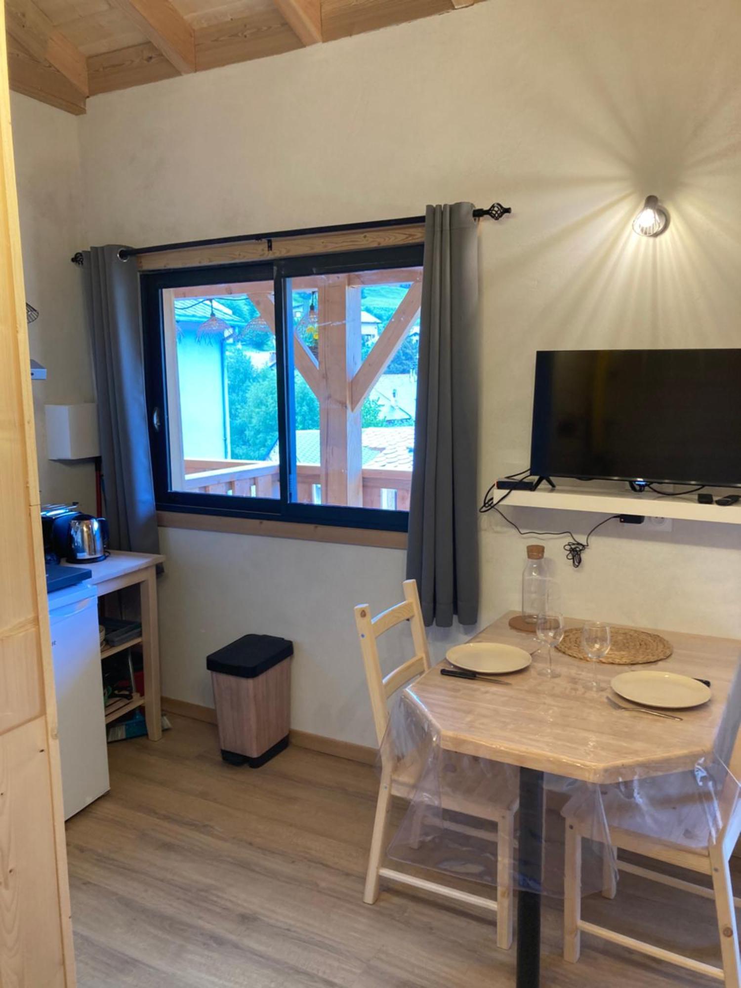 Studio Canellito Le Clos Des Ours Matemale Extérieur photo